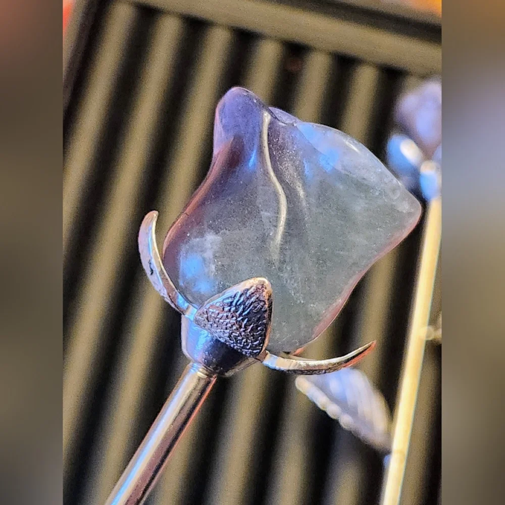 Genuine Crystal Rose, Valentines Rose - Picture 4 of 8